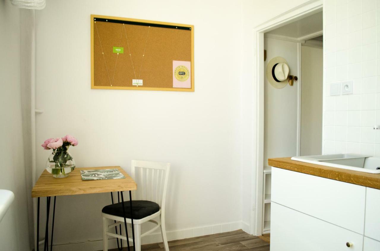 Apartment Slow Life Next To Metro Station Warsaw