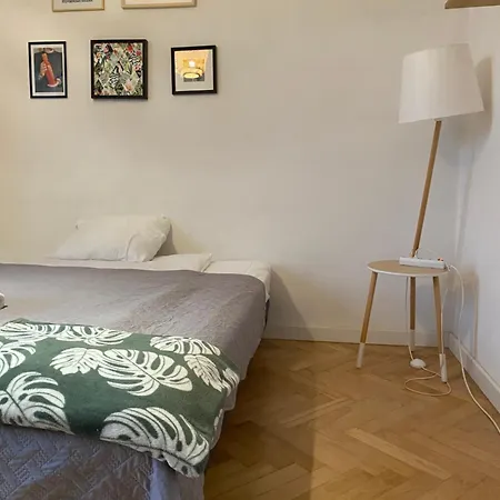 Slow Life Apartment Next To Metro Station Warsaw Exterior photo